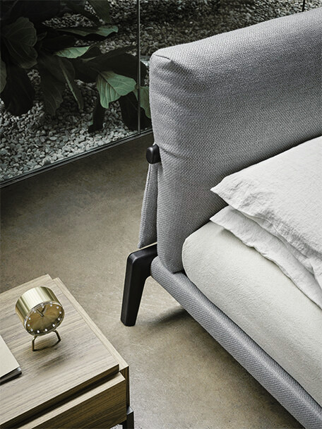 Kriss Bed, view 5