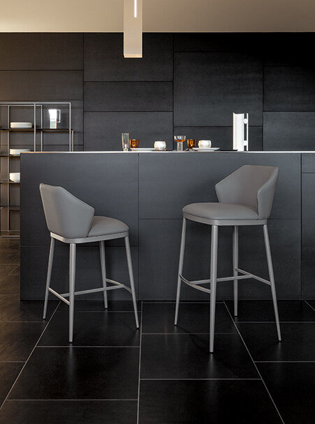 Mida too Bar Stool by Bonaldo, view 2