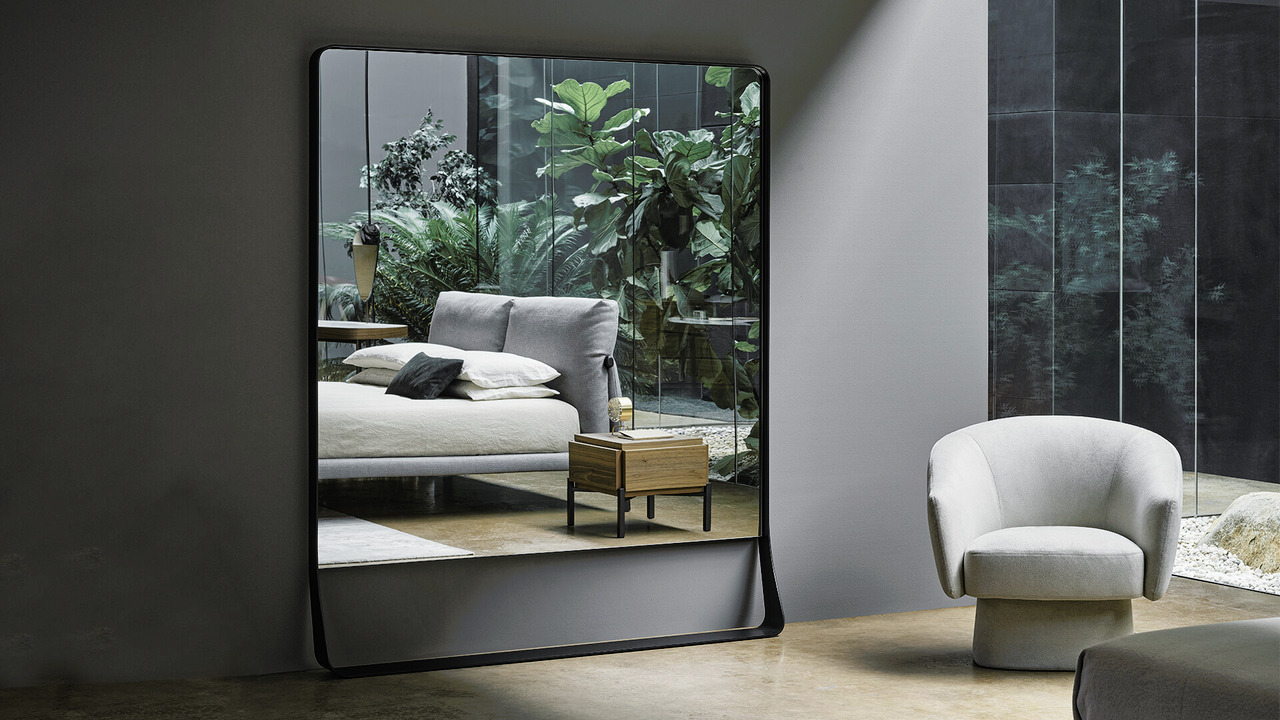 Narciso Floor Mirror by Bonaldo, view 3