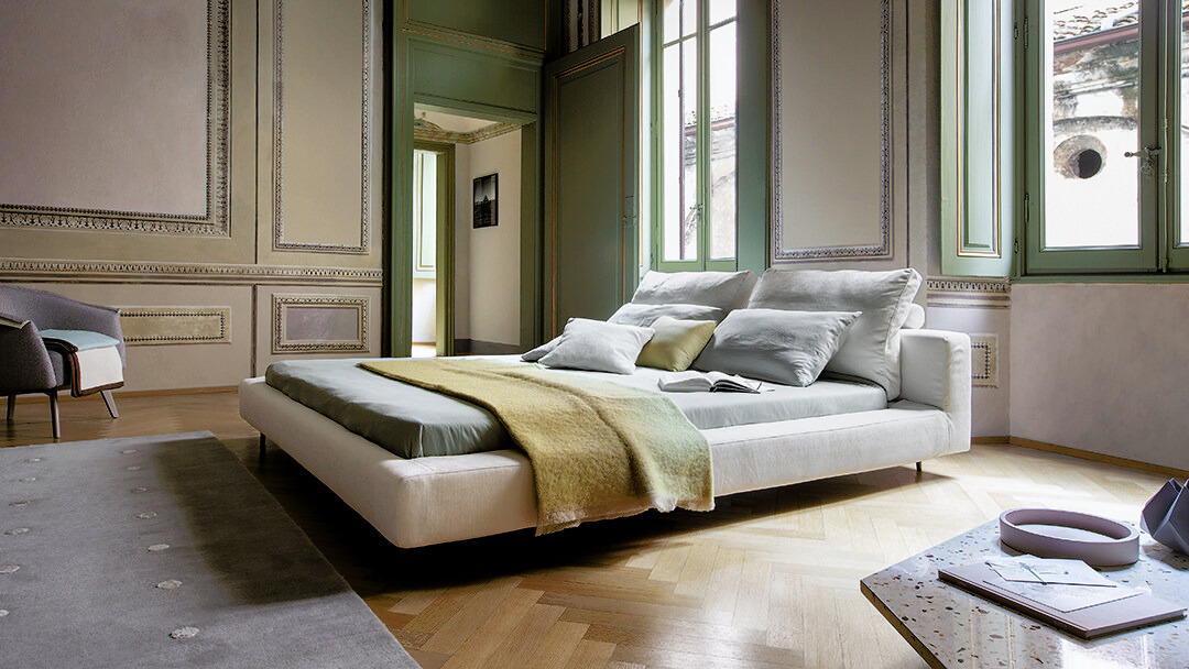 Owen Bed, view 4