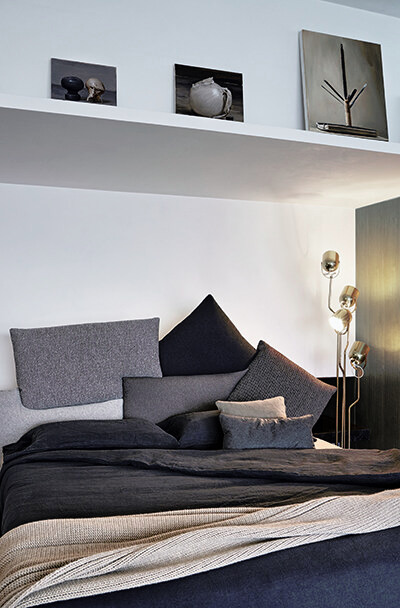 Picabia Bed, view 5