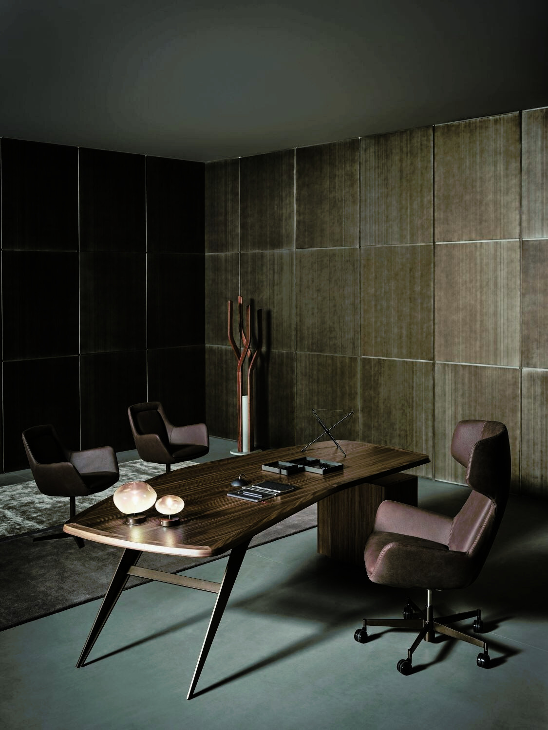 Diver Executive Desk by Bonaldo, view 2