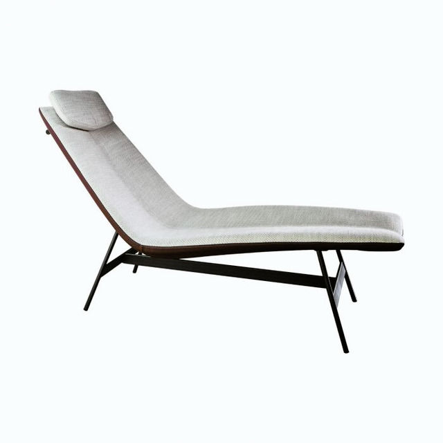 Alpilles Armchair
