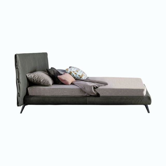 Cuff Designer Bed