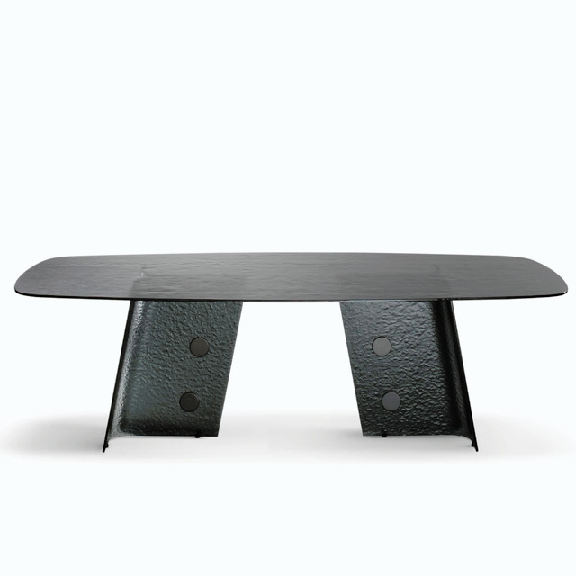 BotĂłn Designer Dining Table by Bonaldo