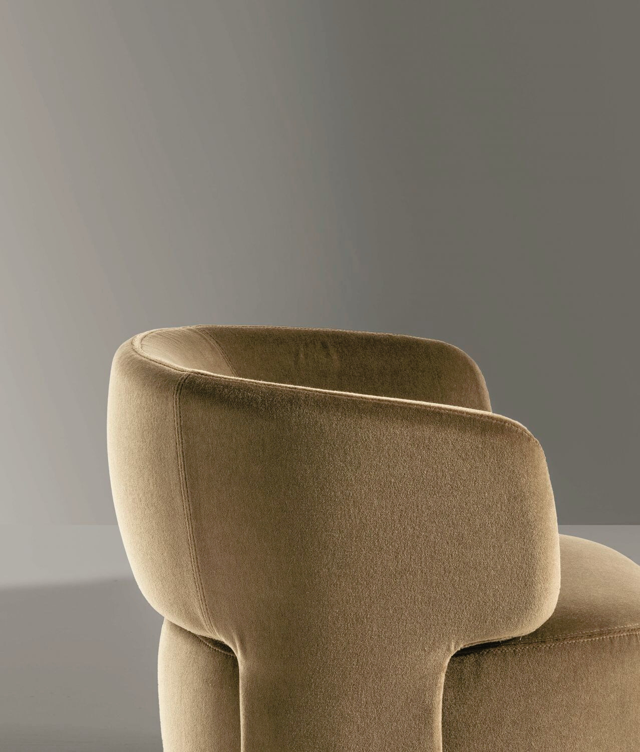 Doge Armchair, view 3