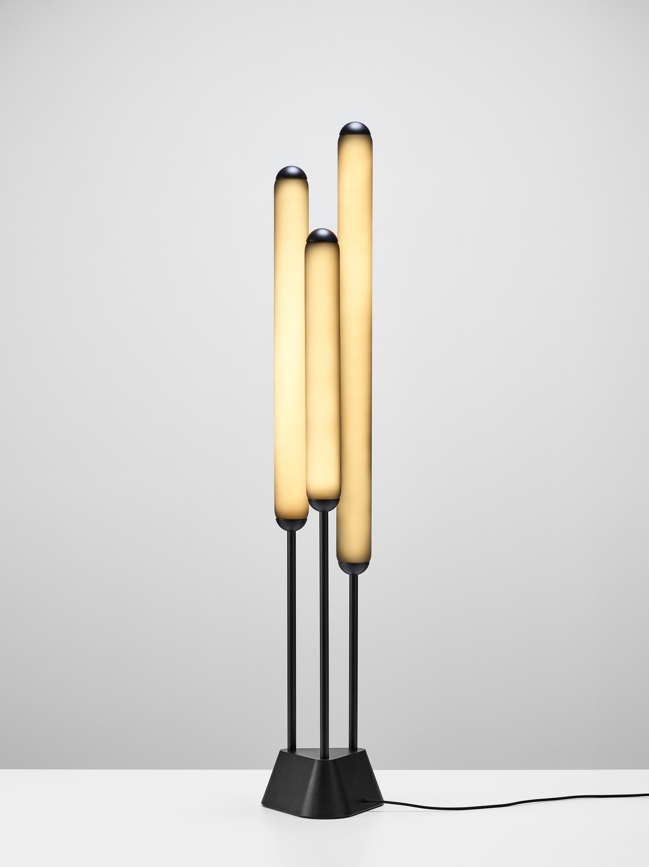 Puro Floor Floor Lamp, view 14
