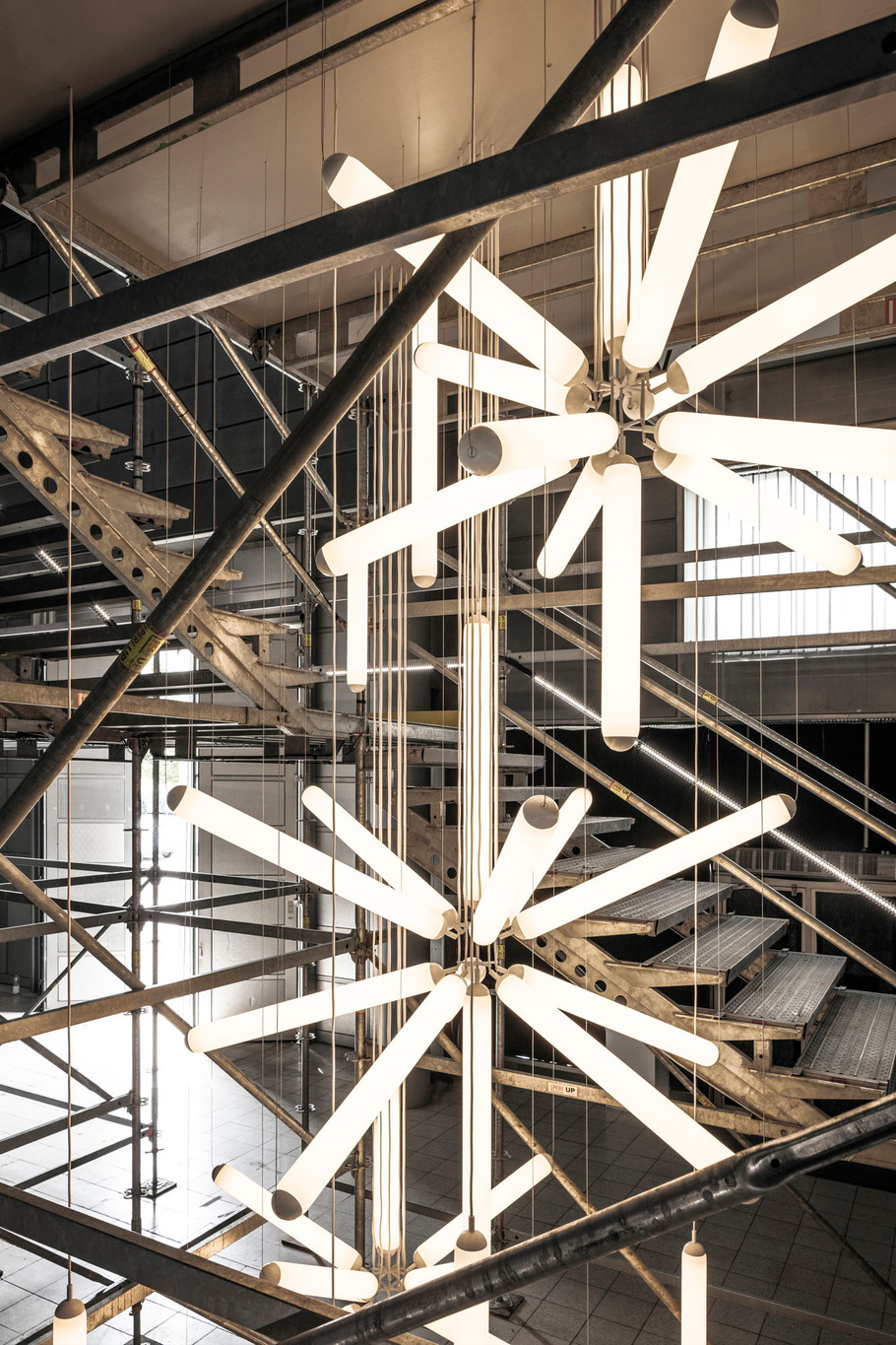 Puro Sparkle Pendant Light, view 25