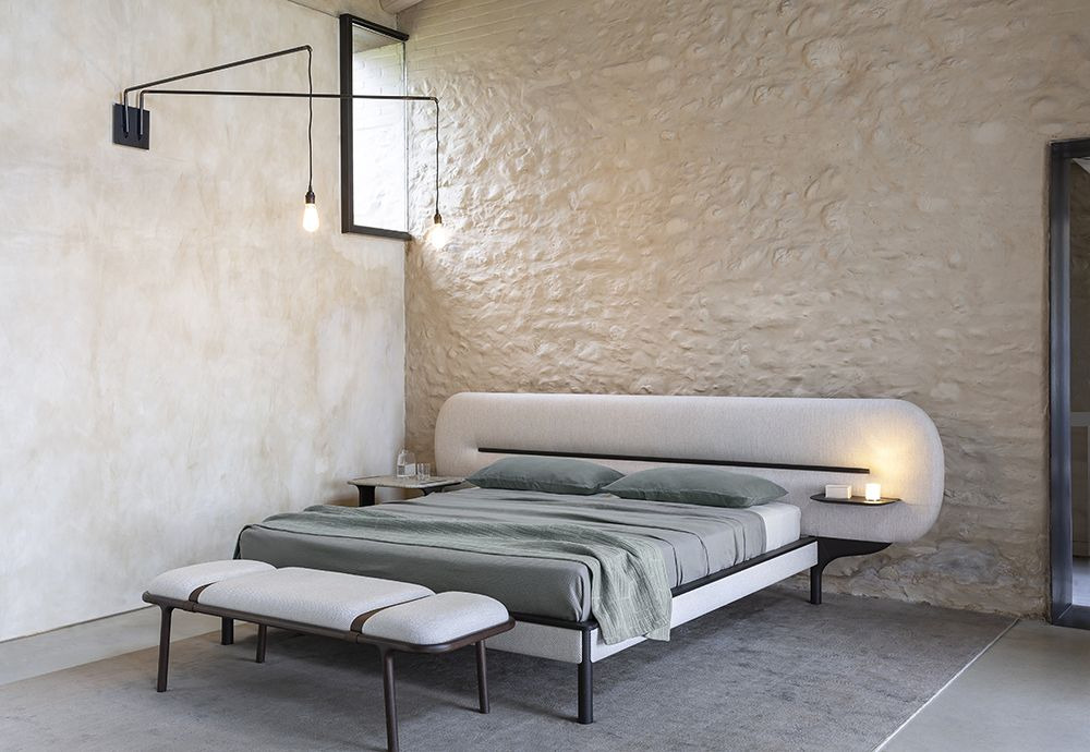 Carpanese Home Lips Bed, view 2