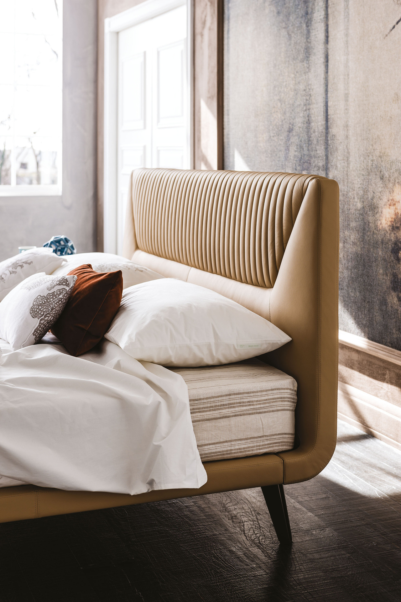 Cattelan Italia Amadeus Bed, view 3