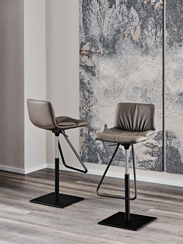 Cattelan Italia Axel Bar Stool