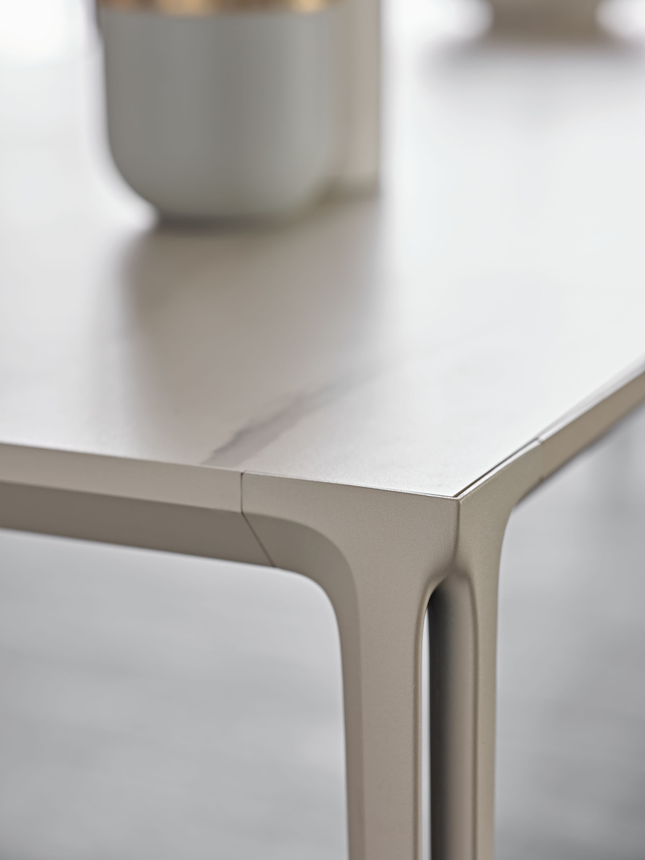 Cattelan Italia Boulevard Keramik Drive Table, view 4