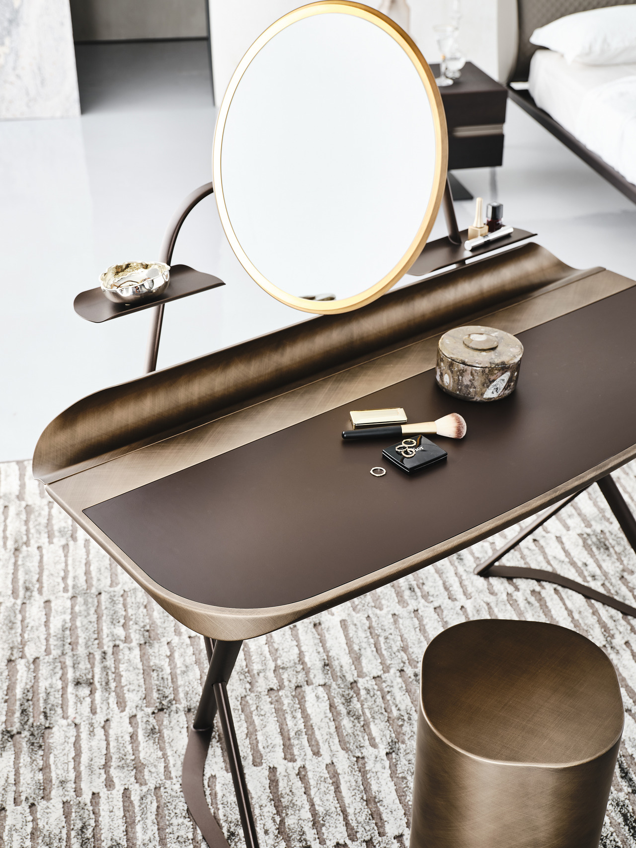Cattelan Italia Cocoon Trousse Leather Dressing Table, view 3