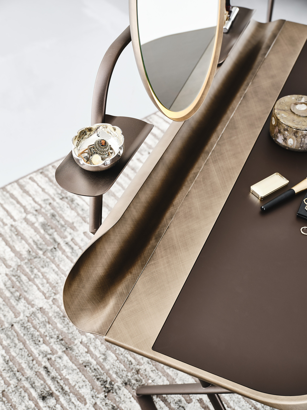 Cattelan Italia Cocoon Trousse Leather Dressing Table, view 4
