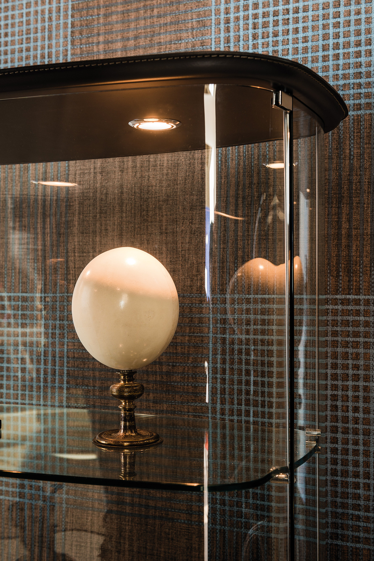 Cattelan Italia Concerto Display Cabinet, view 3