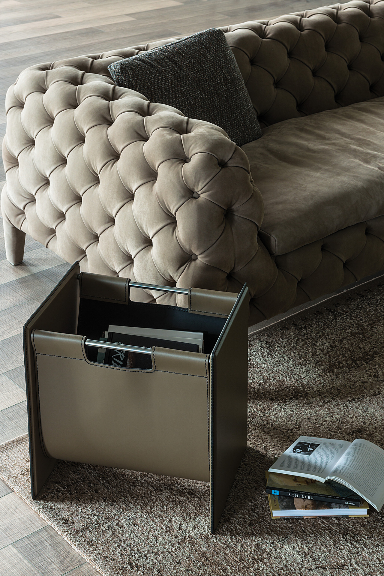Cattelan Italia Jerry Magazine Rack