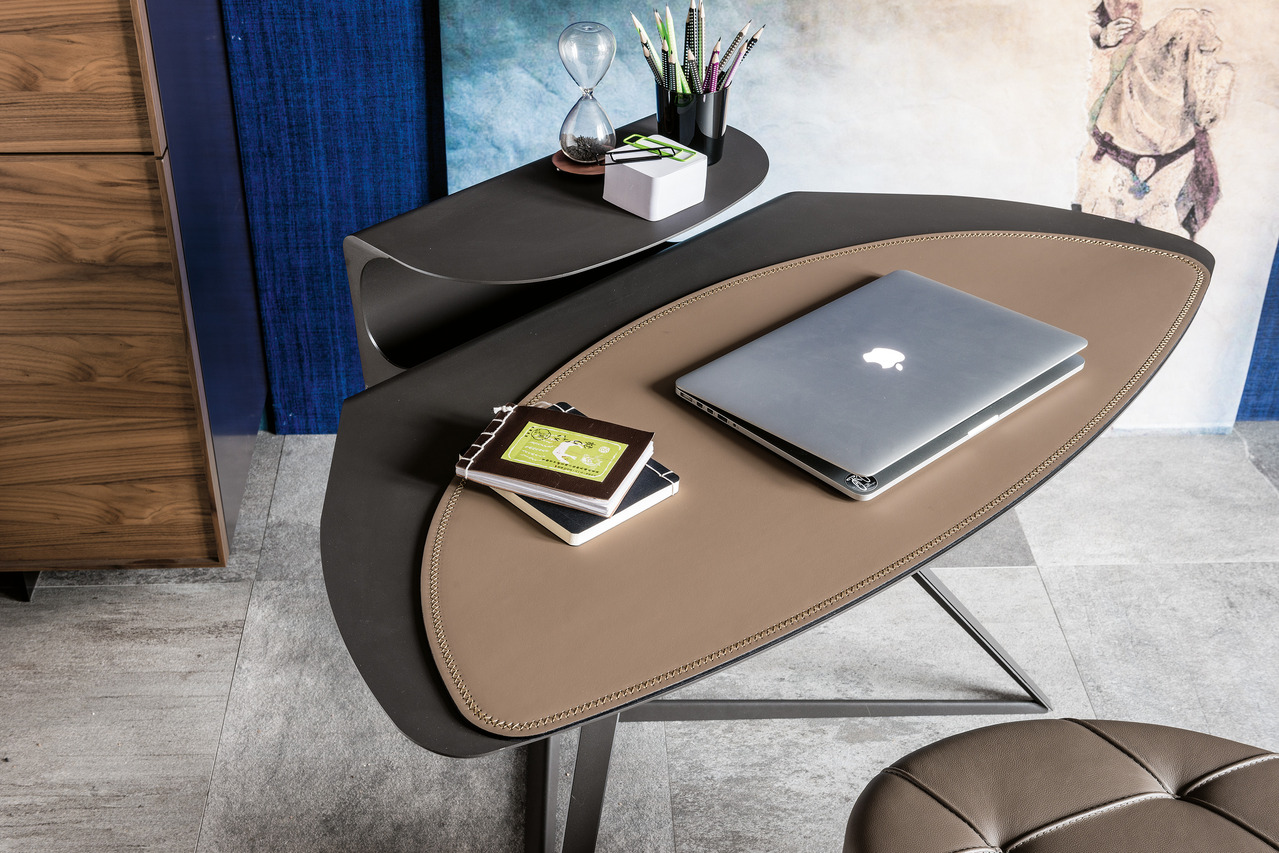Cattelan Italia Storm Writing Desk, view 2
