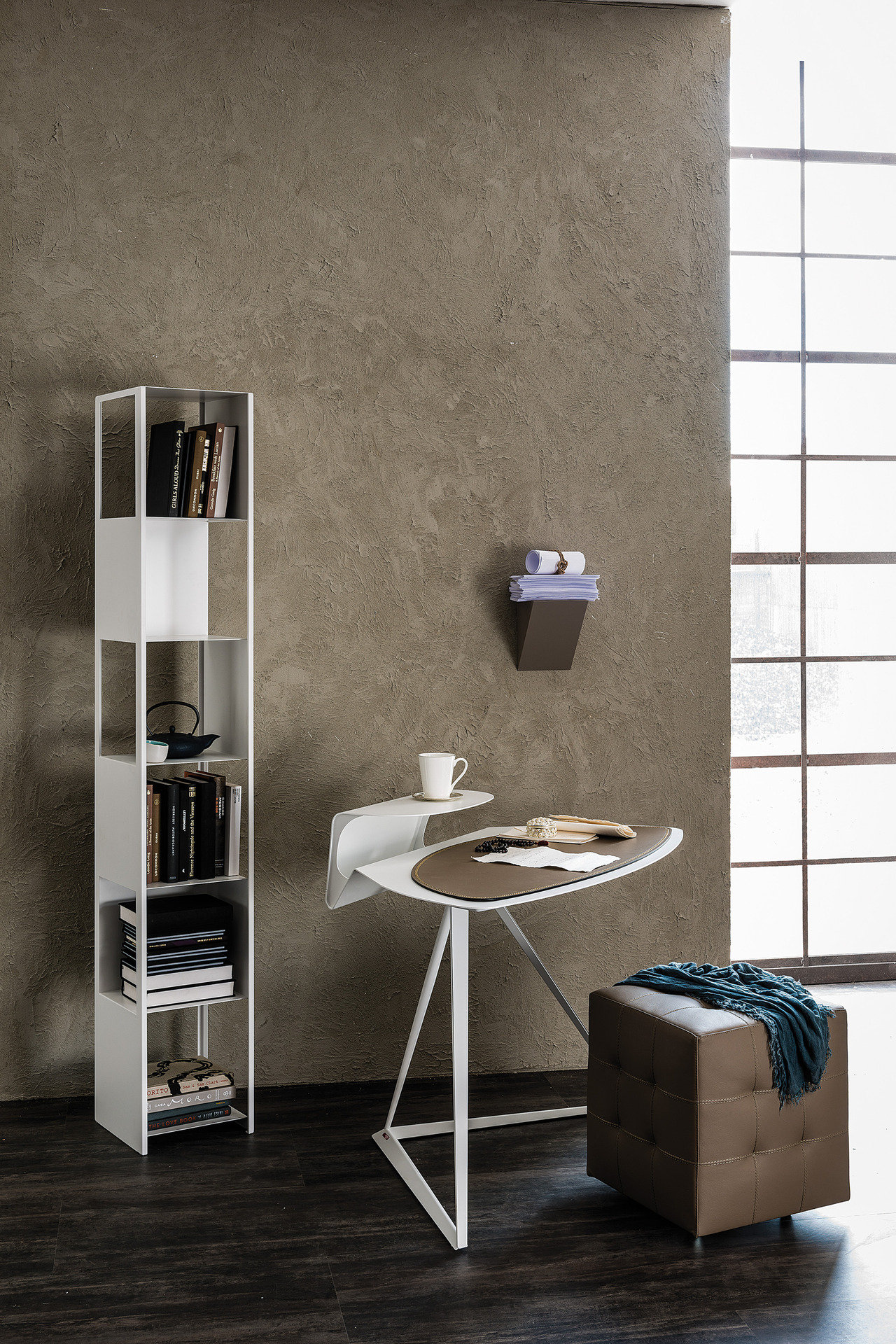 Cattelan Italia Storm Writing Desk, view 4