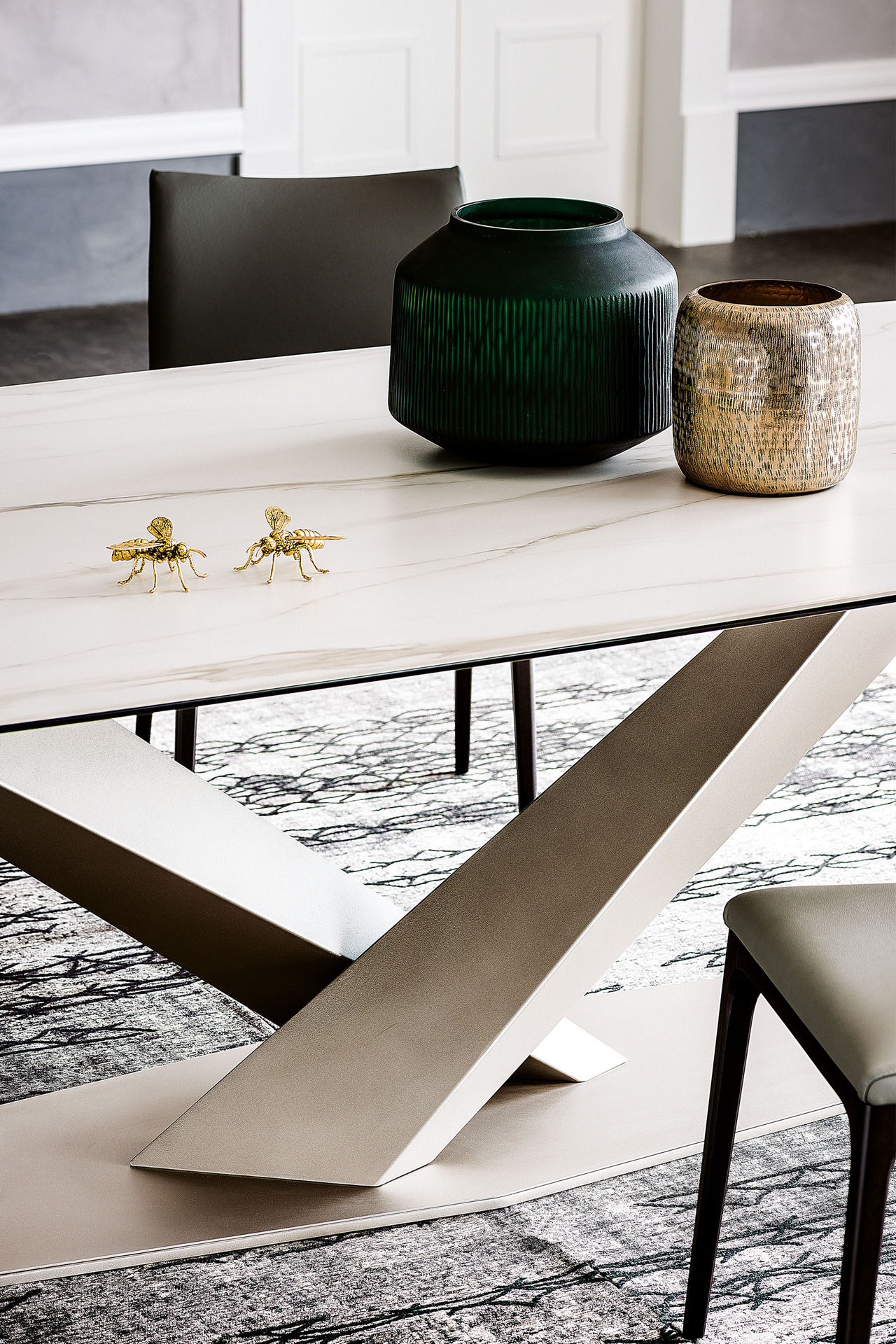 Cattelan Italia Stratos Keramik Table, view 4