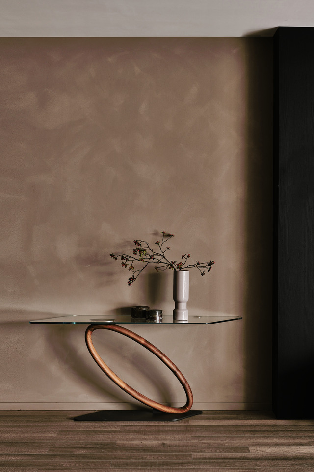 Tour Console by Cattelan Italia