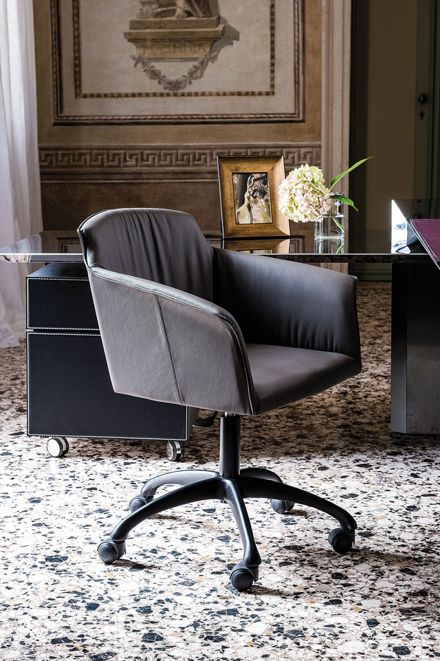 Cattelan Italia Tyler Wheels Chair with Armrests