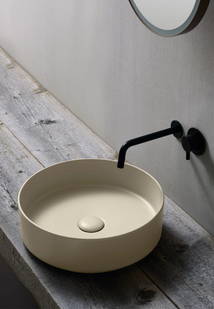 Shui Comfort 40 Round Washbasin, Ceramica Cielo, view 2
