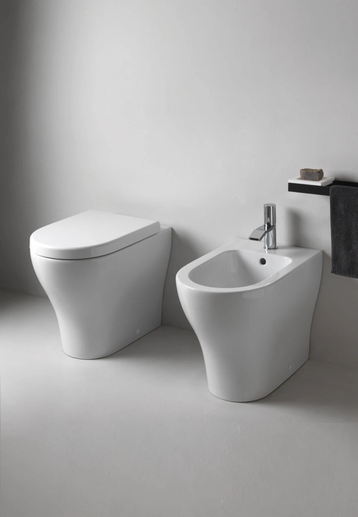 Back-to-Wall Toilet, Ceramica Cielo (EJVA), view 2