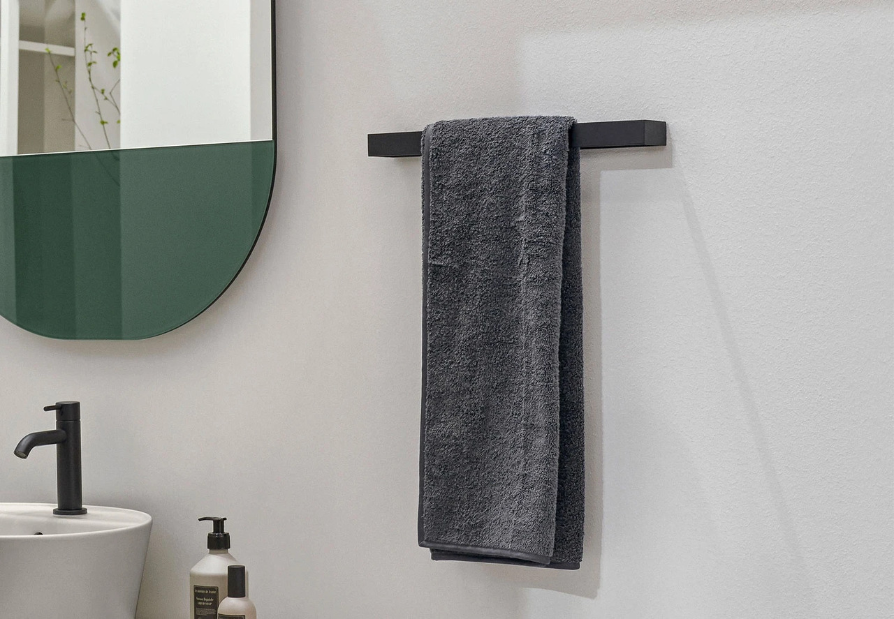 Ceramica Cielo Towel Holder, view 3