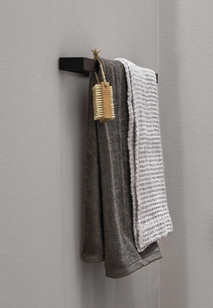 Ceramica Cielo Towel Holder, view 4