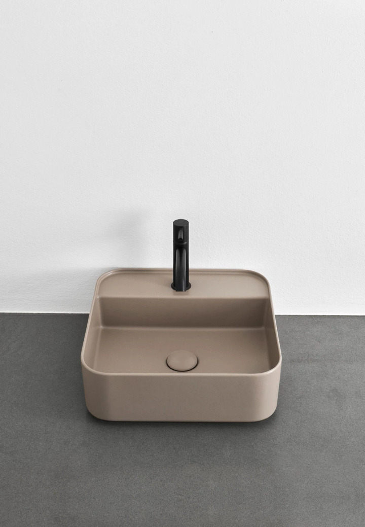 Shui Comfort 45 Square Washbasin, One Tap Hole 44x43, Ceramica Cielo, view 2