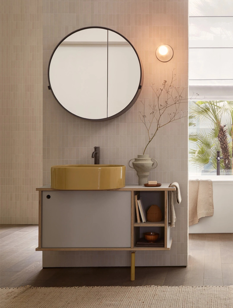 Theo 103. Ceramica Cielo, view 2