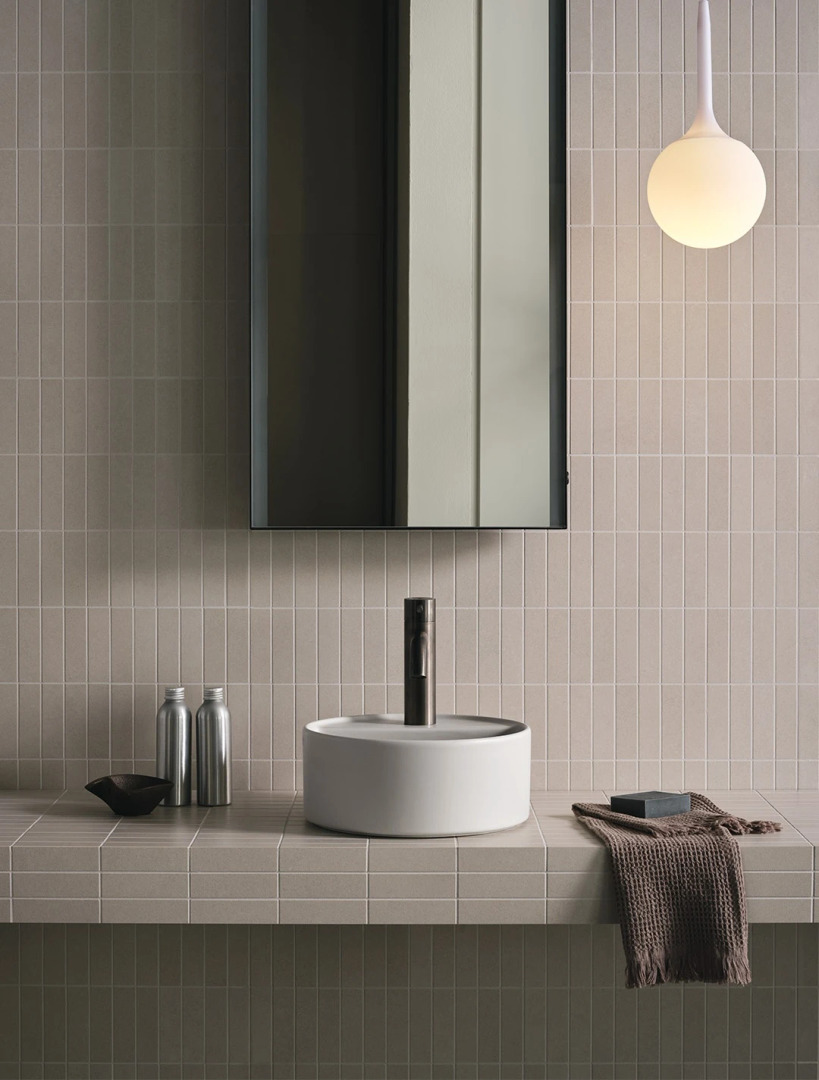 Ceramica Cielo Round Single-Hole Washbasin, view 2