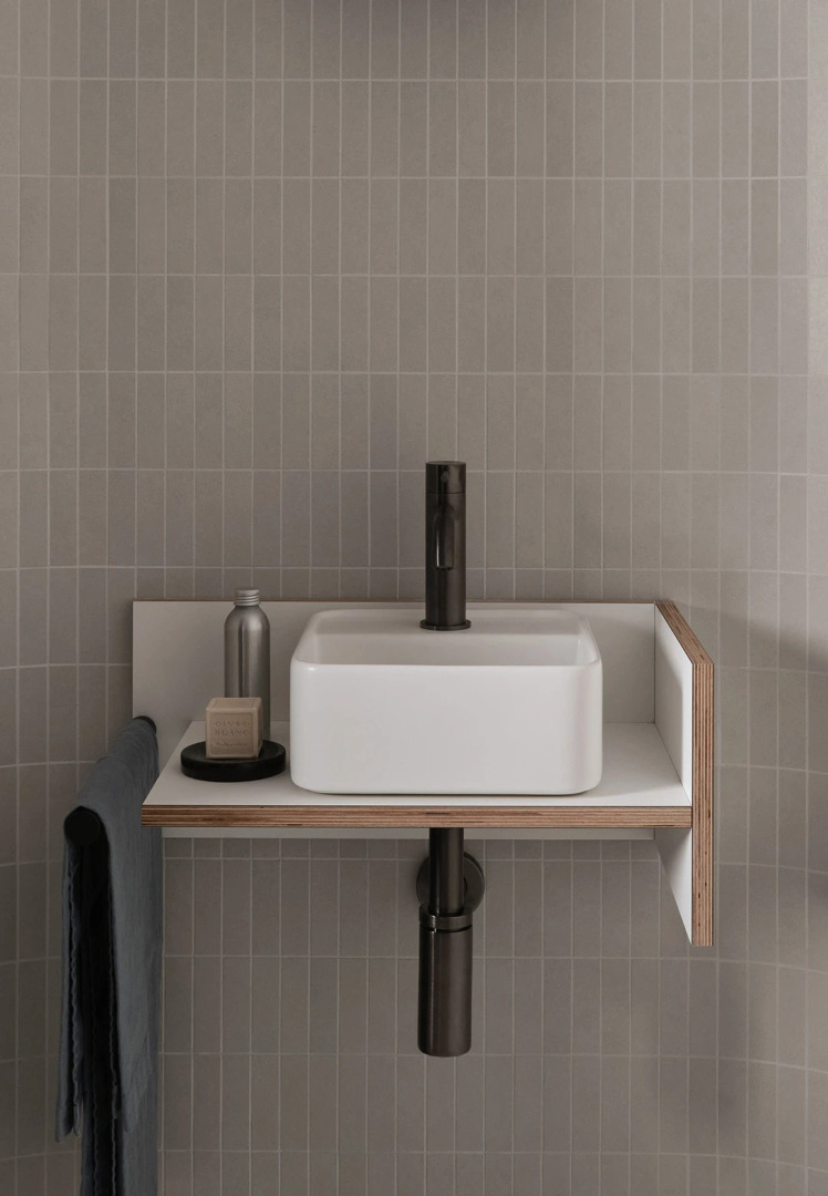Theo Mini. Ceramica Cielo, view 3
