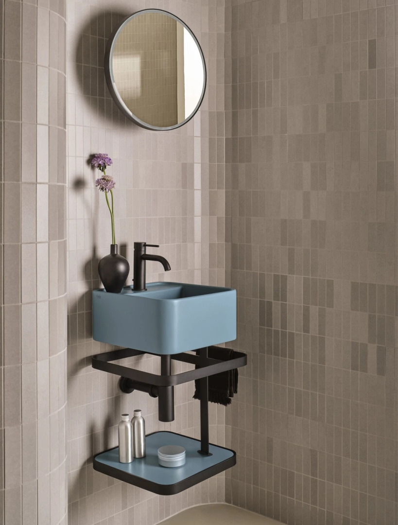 Les Petites Quadrato 35 with Frame | Ceramica Cielo, view 2