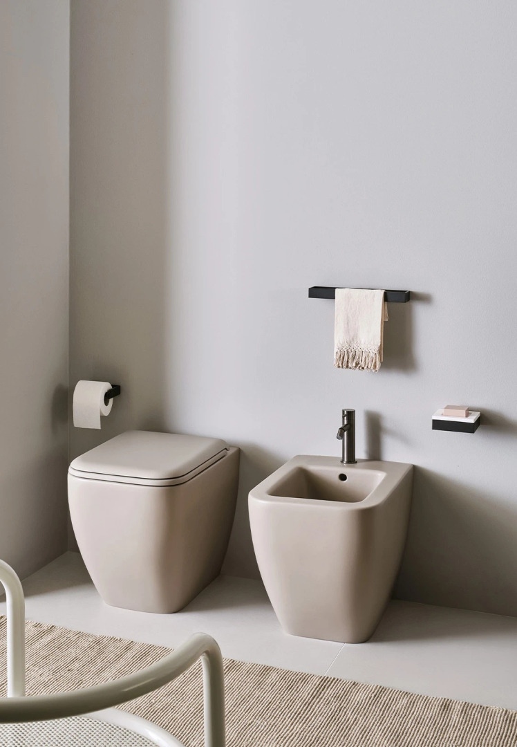 Back-to-Wall Bidet with One Tap Hole, Ceramica Cielo (SHCOBI), view 2
