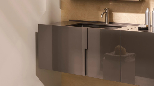 Filo 90 Cabinet with Ceramica Cielo Vertical Decor