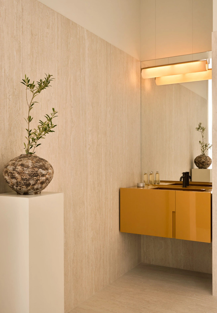 Filo 90 Cabinet with Ceramica Cielo Vertical Decor, view 2
