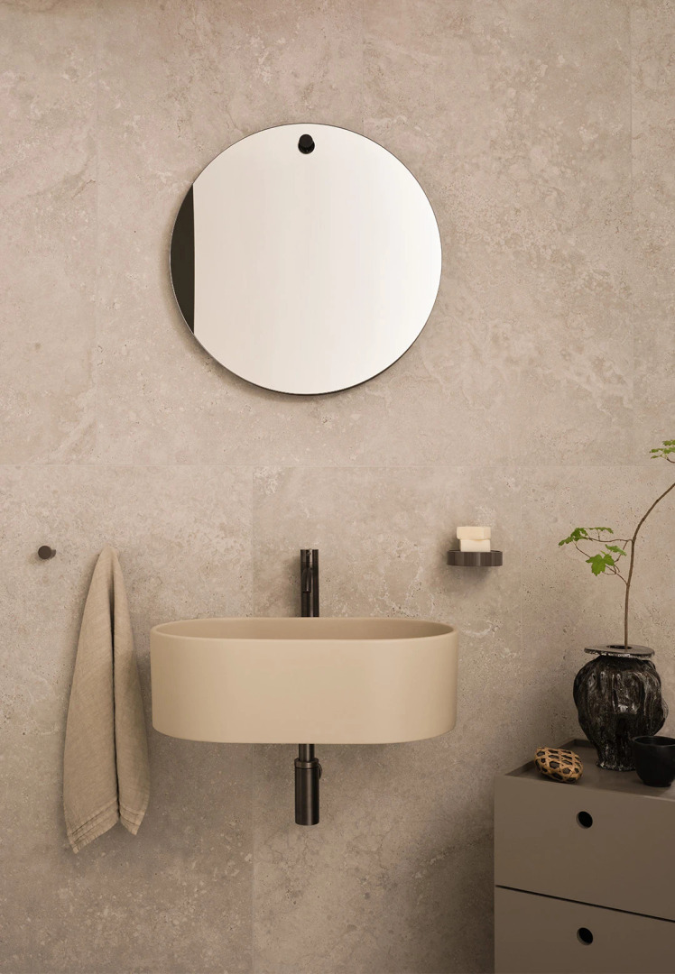 Otis Oval Washbasin with Single Tap Hole | Ceramica Cielo, view 2