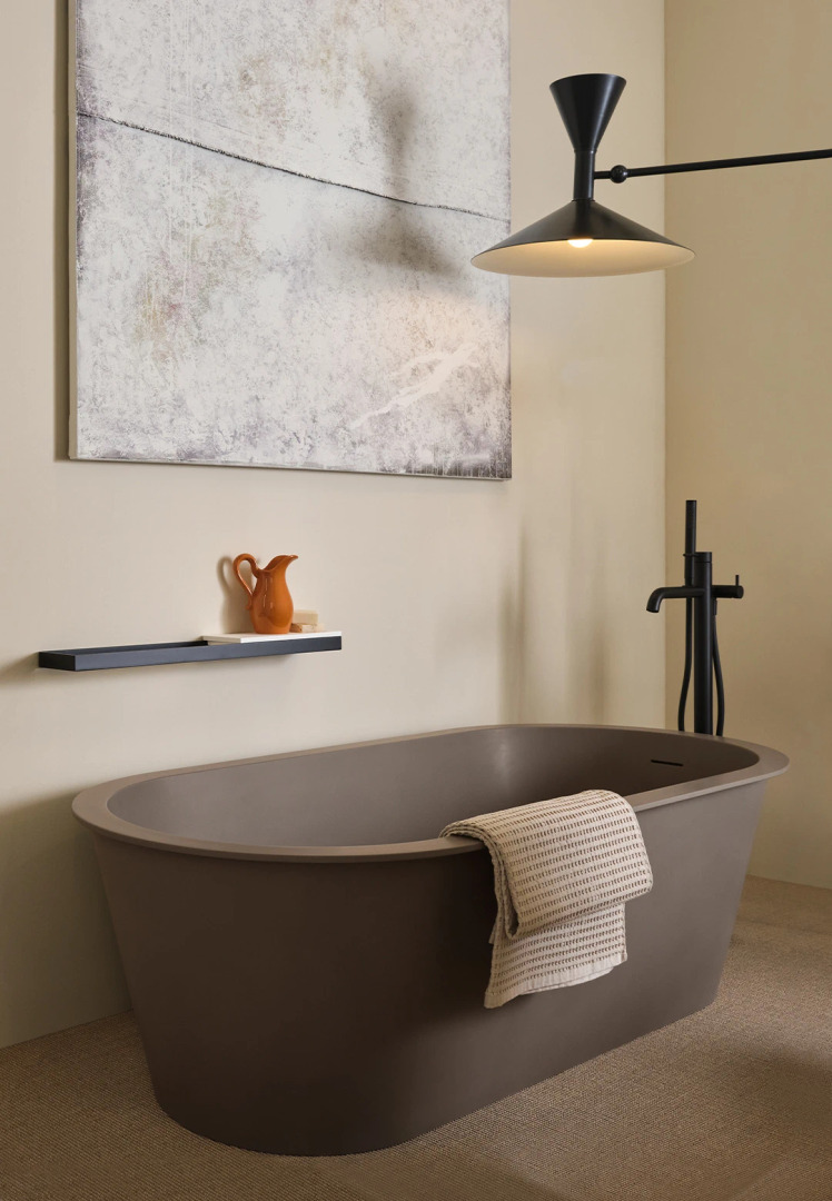 Ottavia Solid Surface Bathtub by Ceramica Cielo, view 2