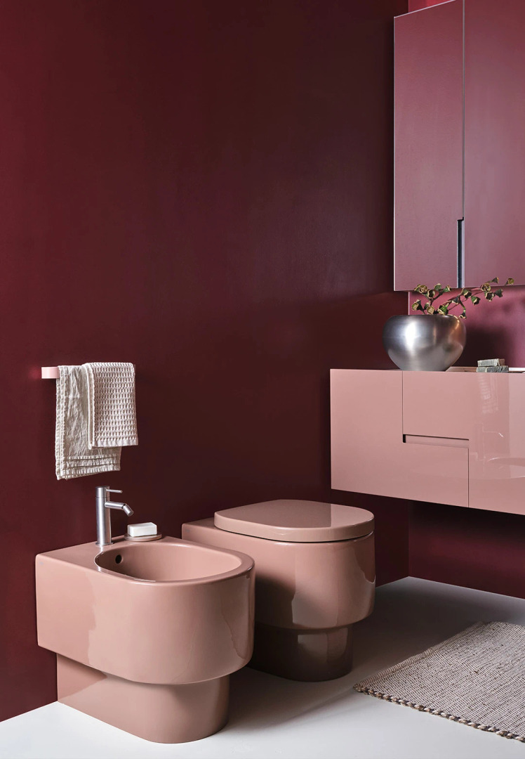 Otis Back-to-Wall Bidet by Ceramica Cielo, view 3