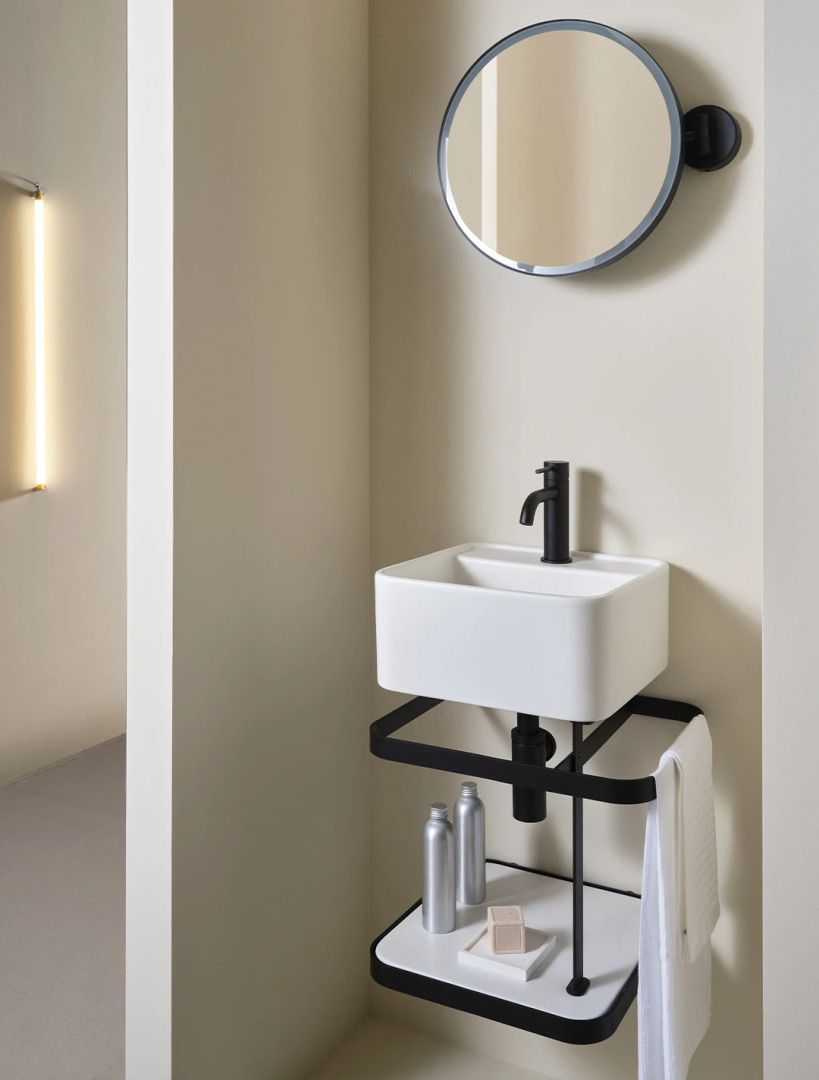 Les Petites Quadrato 35 with Frame | Ceramica Cielo, view 4