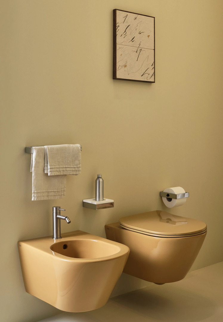 Mare Wall-Hung Rimless Toilet, Ceramica Cielo, view 2