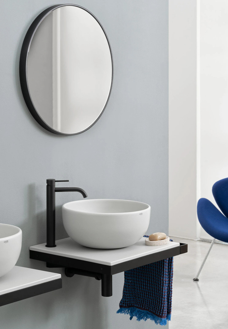 Multiplo with Ceramica Cielo Ceramic Shelf, view 4