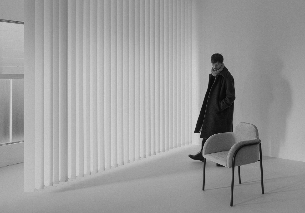 Cierre Adele Chair