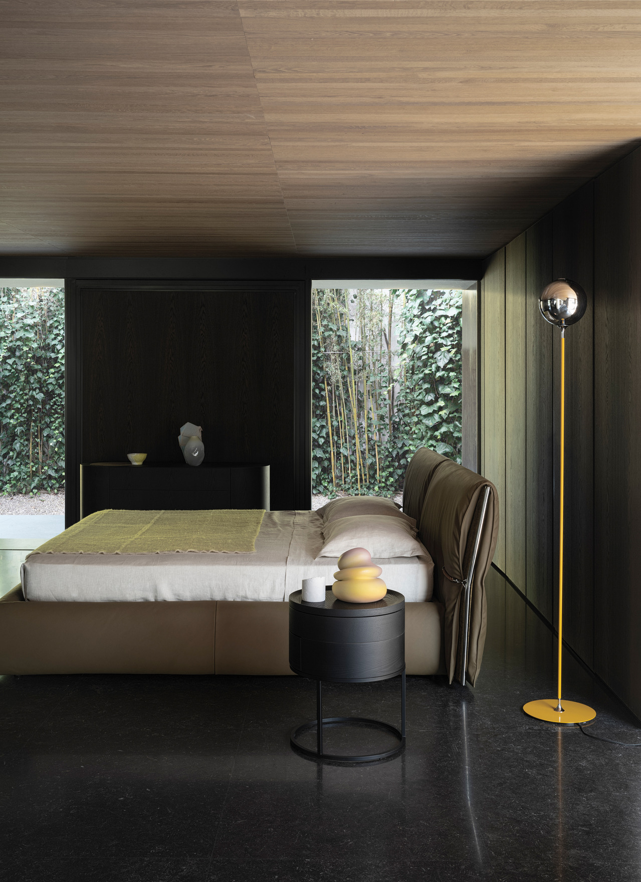 Cierre Alfi Bedside Table, view 6