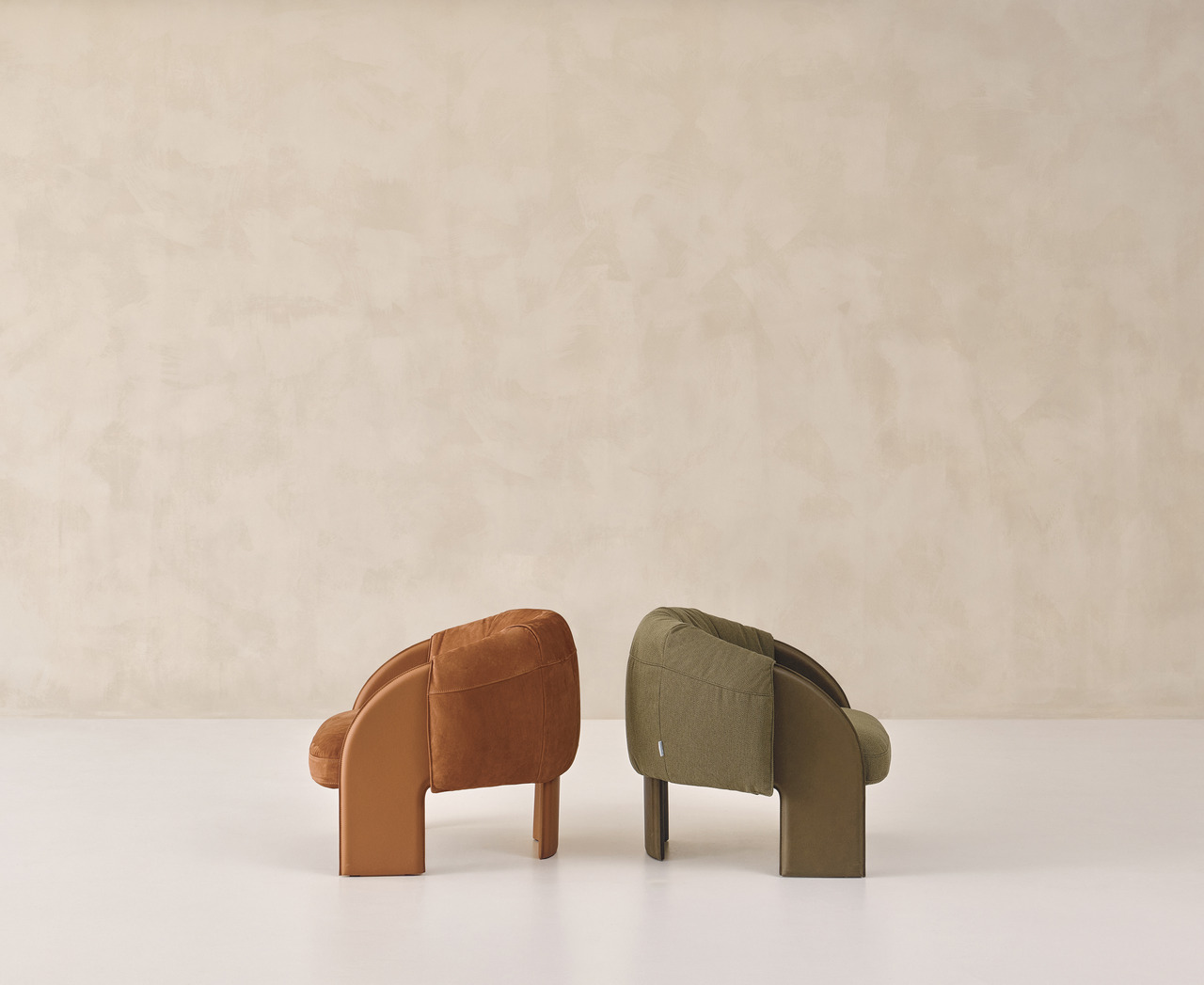 Cierre Bella Armchair, view 5