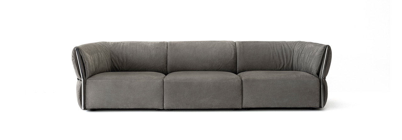 Cierre Belt Sofa, view 2