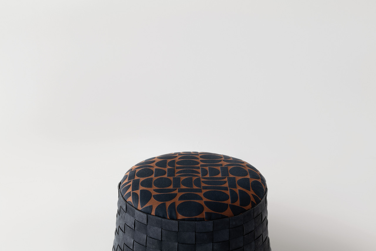 Cierre Dama Pouf, view 4