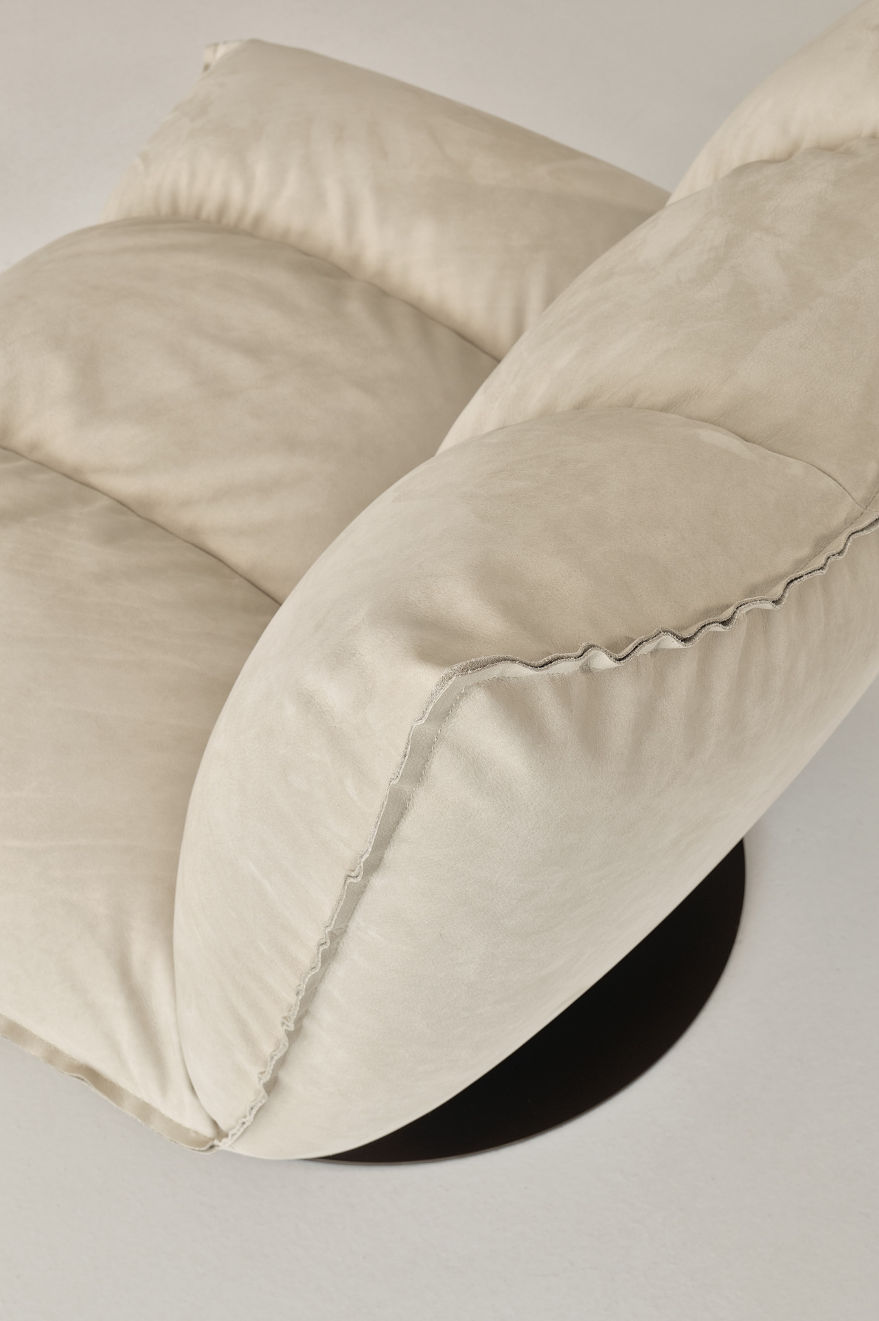 Cierre Dock Armchair, view 4