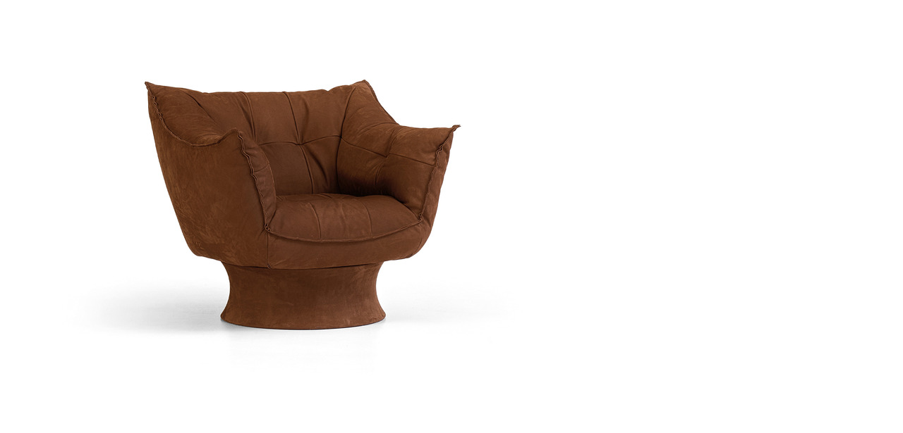 Cierre Donaldina Armchair, view 2
